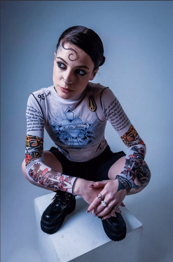 Tule Feminino Bege “Tattooed Skin 2” Ed Hardy x Matuê